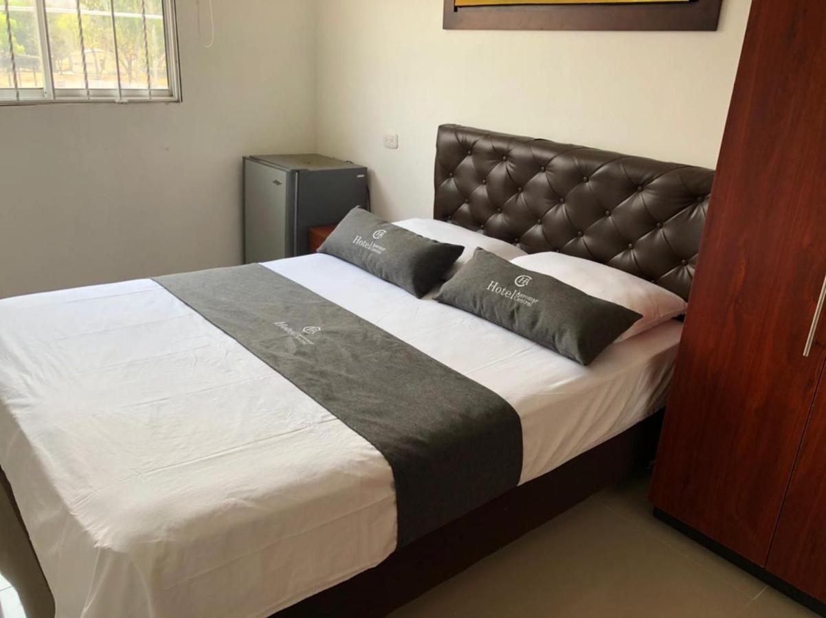 Hotel Aeromar Central Santa Marta  Buitenkant foto