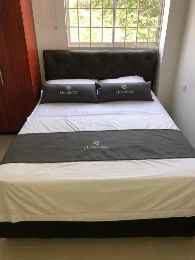 Hotel Aeromar Central Santa Marta  Buitenkant foto